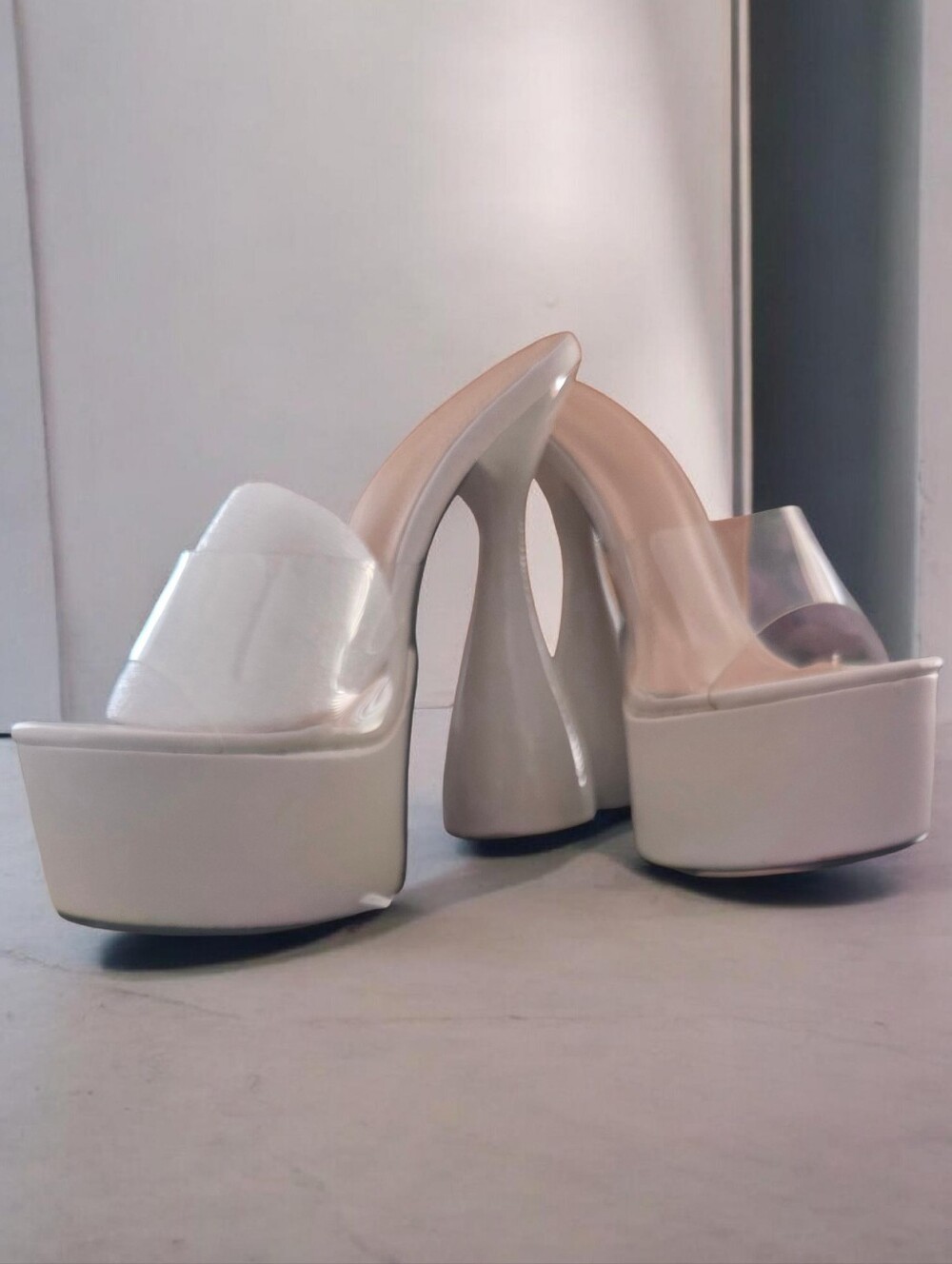 Chase & Chloe Miranda Sculpted Platform Sandal